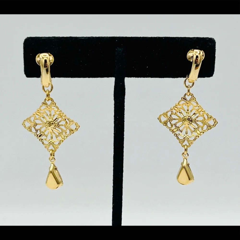 Vintage gold filigree clip on dangles simple drops rhinestones